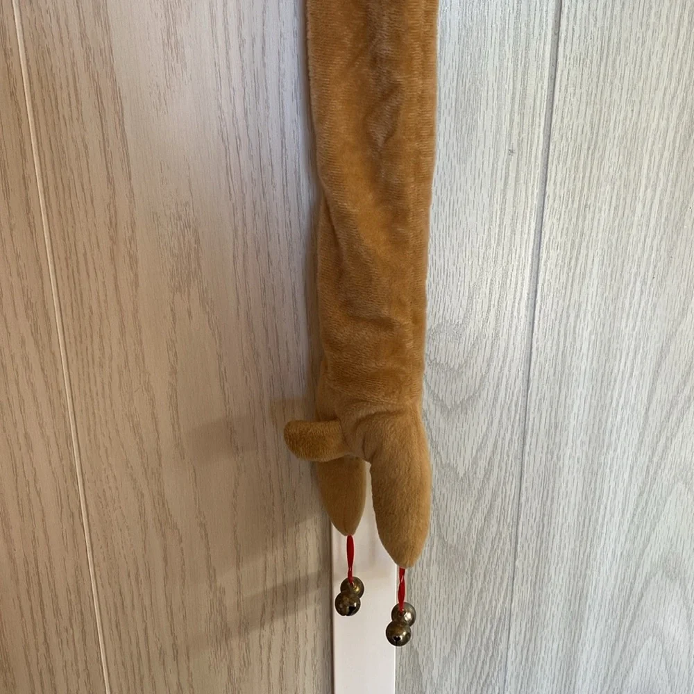 Animal dog door hanger